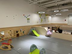 -辰星儿童成长空间(辰星早教东原1891校区)