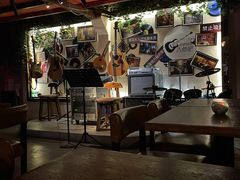 -南锣鼓巷吉他吧(鼓楼店)