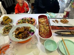-嗨辣小聚·盘锦河蟹·海鲜烧烤龙虾(盘锦十年好店)