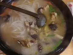 -老妈米线(金座店)