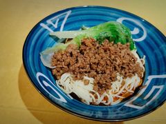 -砖头卤味