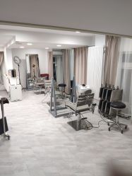 -AFA Hair studio·女士发型设计