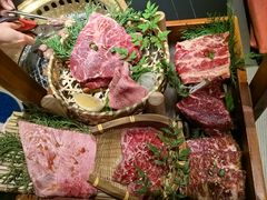 -山川小町·极番烧肉(新地假日广场店)
