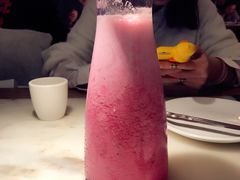 火龙果菠萝汁-绿茶餐厅(西单老佛爷店)