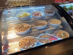 -牛满溢·自助潮汕鲜牛肉火锅(龙汇路店)