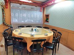 包厢-1910老鲁味海鲜·戳子肉·青岛菜(金沙滩店)