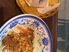 -陕味食族油泼面(工商大学店)
