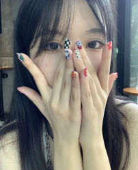 -七月美睫 美甲