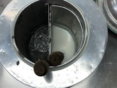 -老福平张记杏仁茶芝麻茶