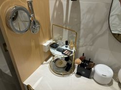 -香港倾城国际·美容美体中心