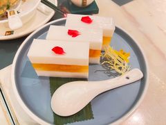 -悦得闲广式茶楼点心(石厦时代广场店)