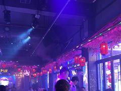 -喜鹊音乐酒馆(西街店)
