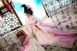 点击看大图 -九月鹰飞汉服摄影工作室