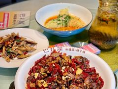 -巴扎屋大盘鸡·新疆菜(汇嘉时代店)