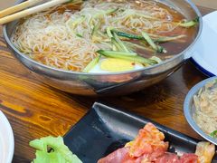 -韩风烤牛肉冷面店