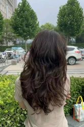 -托尼盖·烫发·染发·专业店