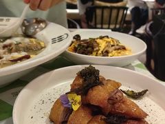 -渔语鱼新川菜Bistro(万象天地店)