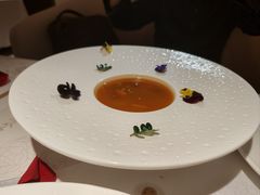匈牙利蔬菜牛肉汤-PARFUM FLORAL花境法餐(南京首店)