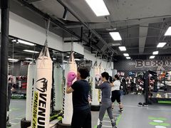 -拳力汇散打搏击泰拳俱乐部(绿地缤纷城店)