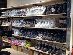 -4+2肆加贰雪具库(上庄店)