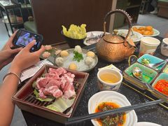 -得意咚瓜·顺德鱼生·冬瓜火锅(深圳首店)