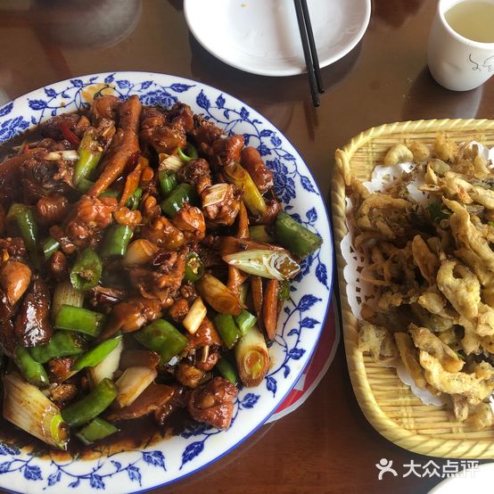 吴家活鱼炒鸡烧烤私房菜佬店(临沂总店)