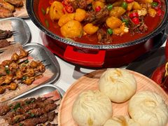 -百彦蒙古包·碳烤羊排·手抓羊肉(万江首店)
