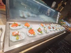 -半岛翡丽海鲜自助餐厅(观风亭店)