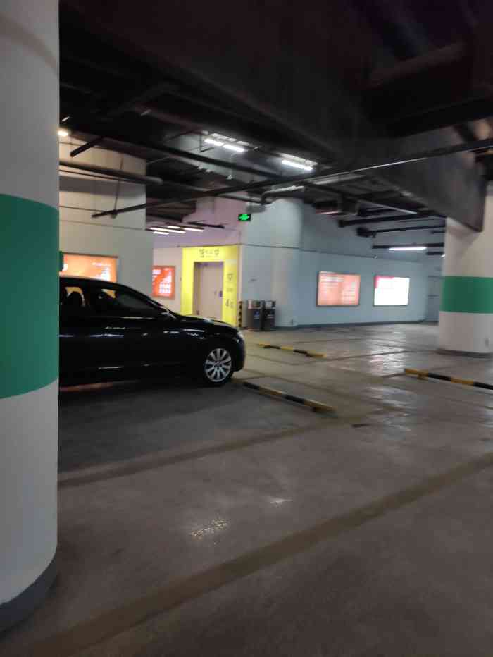 世博源停车库-"好久没有来世博园了,周末反正闲着也是闲着.