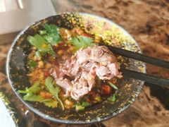 -牛里牛气· 榴莲海鲜鲜牛肉自助火锅·烤肉(横岗店)