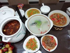 -阿姨来了月嫂服务中心(徐汇店)