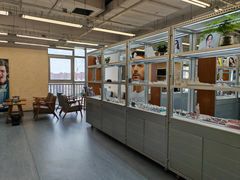 -无奔眼镜·蔡司·依视路授权店(马家堡店)