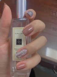 -尤米一站式美甲美睫