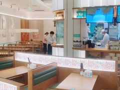 大堂-诚铭记·虾仁汤包·成都小吃(融创店)