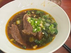 -尊品原汁牛肉面