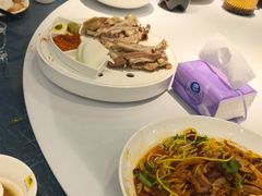 -巴特餐饮6加1音乐餐吧·新疆菜