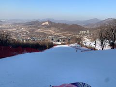 -中旅松花湖滑雪场
