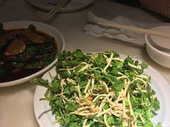 香菜豆腐丝-日丰园海肠水饺·老字号大连海鲜(和平广场店)