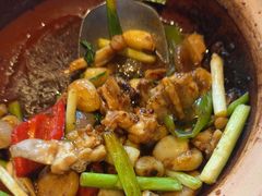 -八府香鸭·啫啫煲(华山路店)