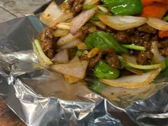 铁板葱香牛肉-苗姑酒堂(仁义社区店)