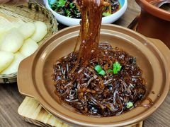 -有红鸡毛店·川菜(建设路店)