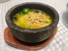 金汤小米煮鲜鲍-望乡楼上海菜(日月光店)