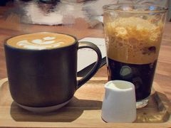 -星巴克(港汇1号办公楼店)