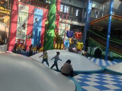 -蒙特利亲子乐园