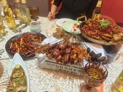 -小董哥烤串·爆汁大油边(故宫店)