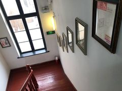 -良友书坊(安徽路店)