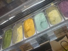 -极拉图·现制冰淇淋(大卫城店)