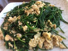 沙葱炒鸡蛋-壹阁胡羊焖饼(特色小吃街店)