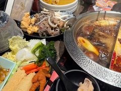 -一绪に和牛寿喜烧(罗湖益田假日店)