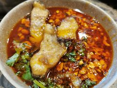 -肖肖酸萝卜鱼火锅(总店)